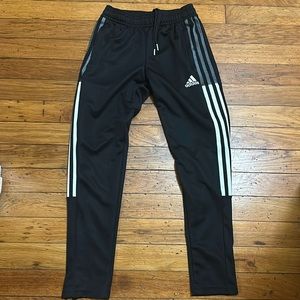 Adidas boys  sweats size 9/10